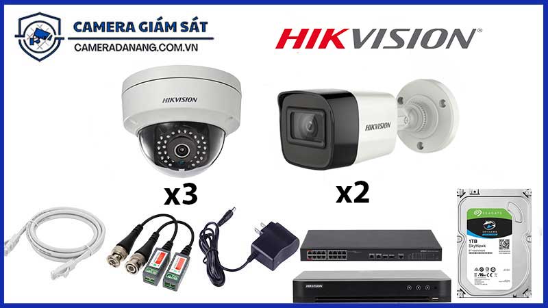 bo-5-camera-hikvision-ip-2mp-co-mau-ban-dem-thu-tieng-1