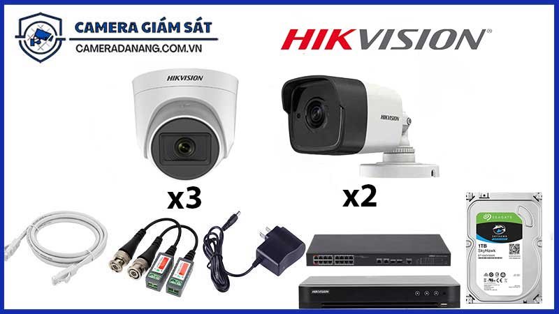 bo-5-camera-giam-sat-hikvision-5mp-ban-dem-co-mau-gan-mic-1