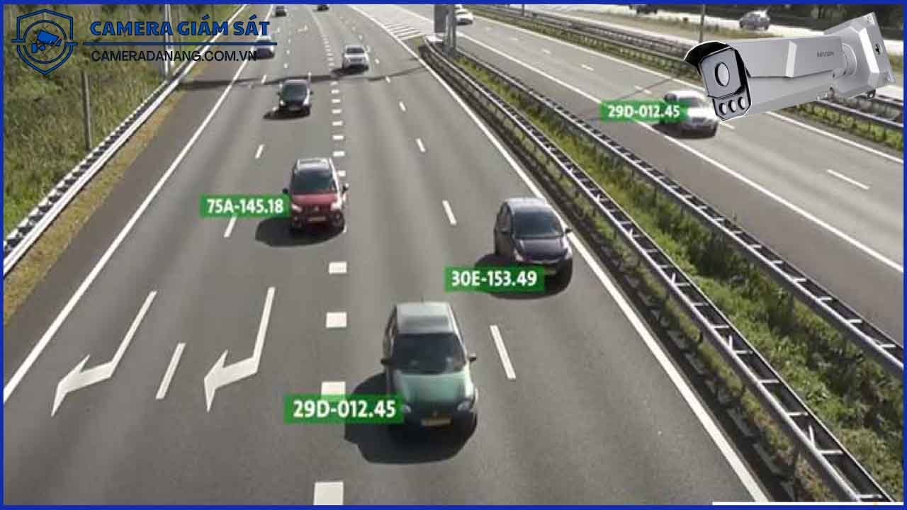 camera-ip-nhan-dien-bien-so-xe-toc-do-cao-hikvision-ids-tlm24b3gp-bi100-2.jpg 