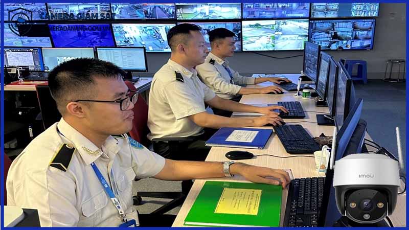 giam-sat-cac-khu-vuc-cang-bien-va-san-bay-voi-camera-ipc-s21fep-1