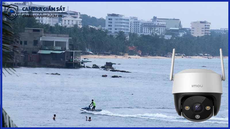 giam-sat-khu-vuc-bai-bien-va-cac-khu-nghi-duong-voi-camera-ipc-s21fep-1