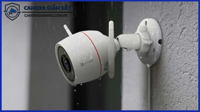 su-dung-camera-ezviz-ngoai-troi-h3c-de-theo-doi-cac-hoat-dong-ngoai-troi-trong-thoi-tiet-xau--3