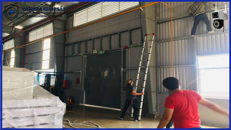 giam-sat-an-ninh-nha-xuong-voi-camera-yoosee-2-mat-ngoai-troi-4g-1