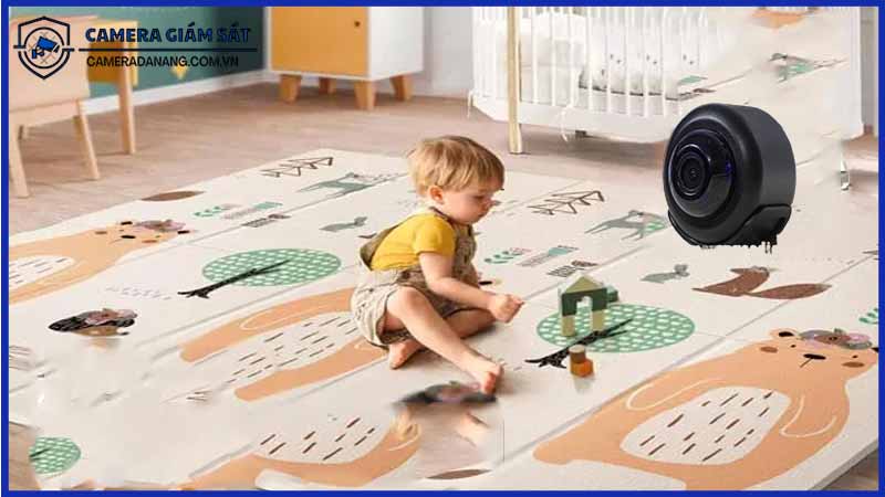 kiem-soat-nguoi-giup-viec-cham-soc-be-voi-camera-yoosee-mini-1