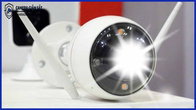 camera-bi-loa-den-pha-cach-khac-phuc-hieu-qua