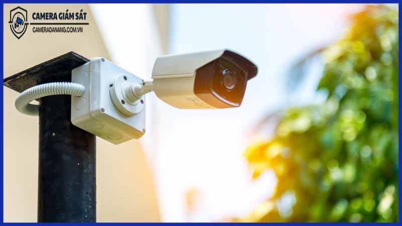 dich-vu-sua-chua-camera-ngoai-troi-bi-hong