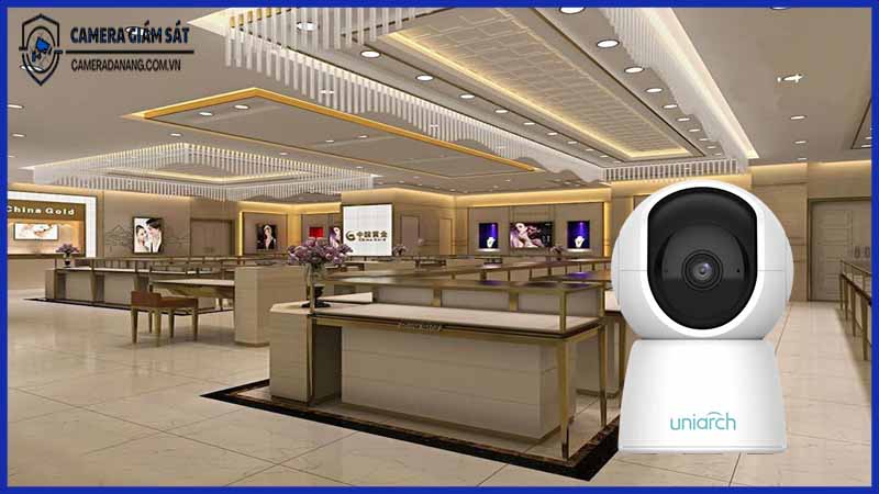lap-camera-uniarch-tai-cua-hang-vang-co-du-an-toan-khong