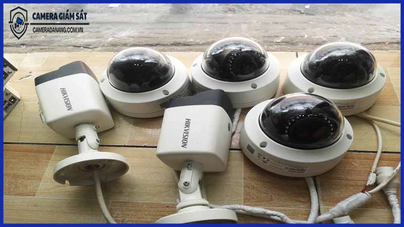 lap-dat-camera-analog