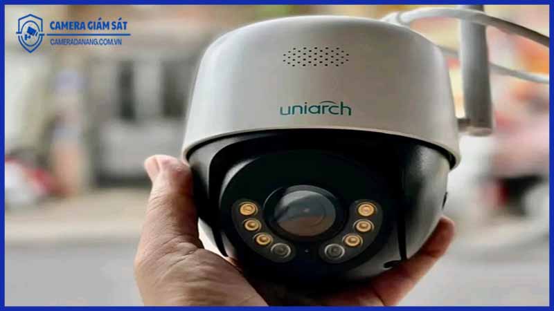 ptz-ai-cloud-bo-ba-xu-hương-chiem-linh-thi-truong-máy ảnh-gia-dinh