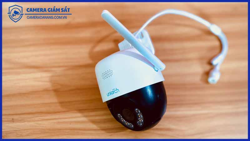 uniarch-ra-mat-CAMERA-wifi-ptz-3mp-giai-phap-giam-sat-nang-cao-cho-gia-dinh-hien-dai