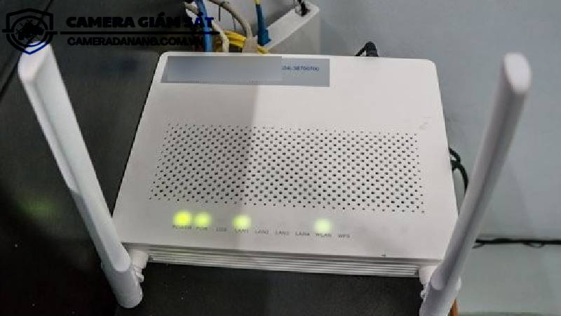 router-hoat-dong-qua-tai-gay-cham-mang-nhan-biet-the-nao
